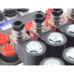 Electro-hydraulic Monoblock Directional Control Valve P80 Series 21.2 GPM 4 Spool 7