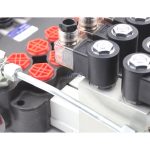 P80 Series 5 Spool Electro-hydraulic Monoblock Valve for Fluid Control (21.2 GPM) 5