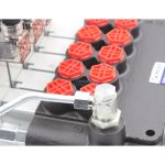 Industrial 5 Spool Monoblock Directional Valve – Electro-hydraulic P80 with 21.2 GPM Flow 6
